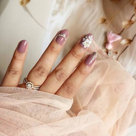 💅 Press-On Nails